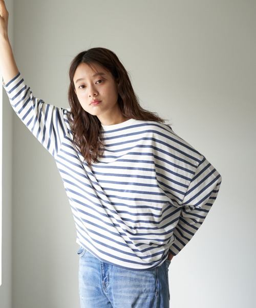 AMERICAN HOLIC(アメリカンホリック)の「コクーンカットプルオーバー(Tシャツ/カットソー・レディース・ブラック/オフホワイト/ピンク/ブルー/その他7/ネイビー・M/L)」の4枚目の写真