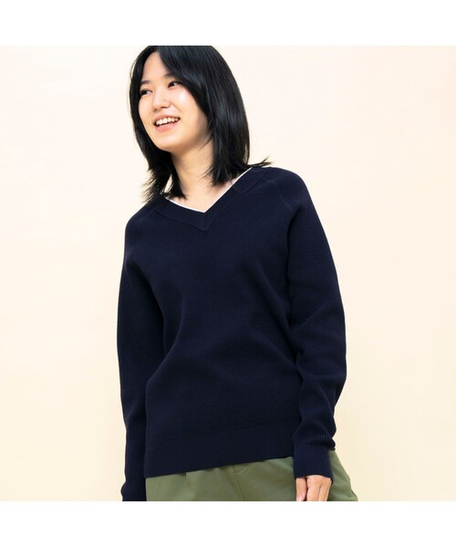 AIGLE(エーグル)の「COLOMBES WAFFLE PULLOVER(ニット/セーター・レディース・ホワイト/ネイビー・M/L/S)」の2枚目の写真
