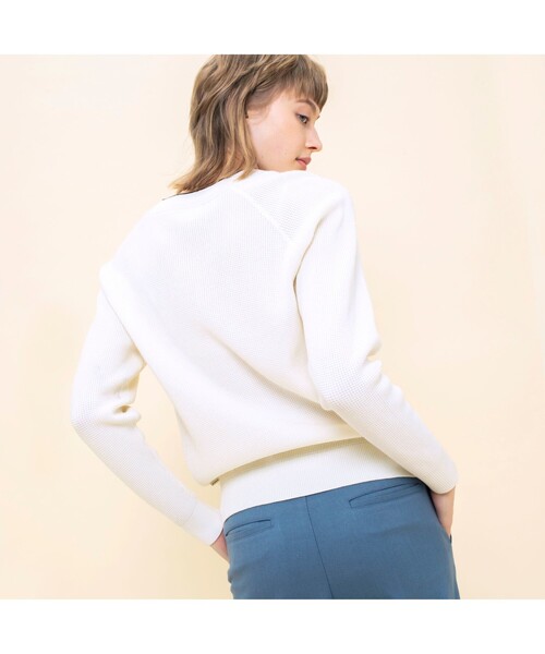 AIGLE(エーグル)の「COLOMBES WAFFLE PULLOVER(ニット/セーター・レディース・ホワイト/ネイビー・M/L/S)」の18枚目の写真