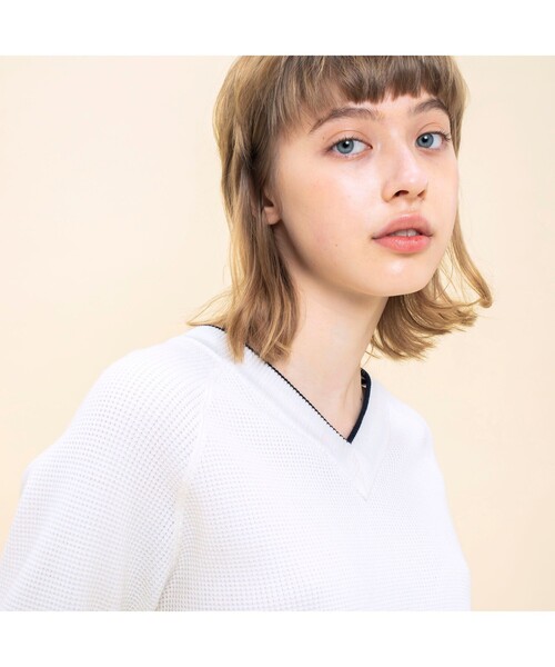 AIGLE(エーグル)の「COLOMBES WAFFLE PULLOVER(ニット/セーター・レディース・ホワイト/ネイビー・M/L/S)」の17枚目の写真