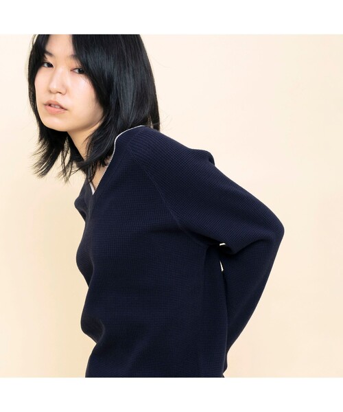 AIGLE(エーグル)の「COLOMBES WAFFLE PULLOVER(ニット/セーター・レディース・ホワイト/ネイビー・M/L/S)」の10枚目の写真