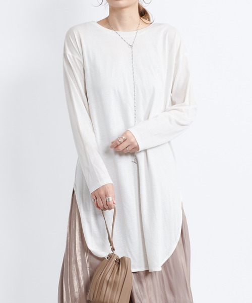 DouDou(ドゥドゥ)の「ラウンドヘムチュニックT(Tシャツ/カットソー・レディース・モカ/チャコールグレー/オフホワイト/グレイッシュベージュ/ライトベージュ/グレー系その他・FREE)」の12枚目の写真