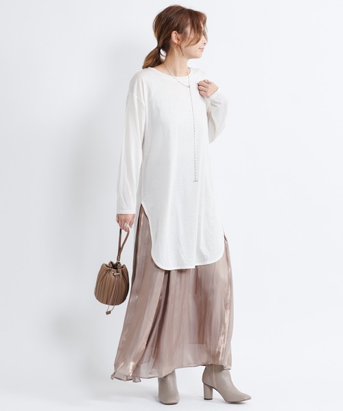 DouDou(ドゥドゥ)の「ラウンドヘムチュニックT(Tシャツ/カットソー・レディース・モカ/チャコールグレー/オフホワイト/グレイッシュベージュ/ライトベージュ/グレー系その他・FREE)」の16枚目の写真