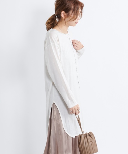 DouDou(ドゥドゥ)の「ラウンドヘムチュニックT(Tシャツ/カットソー・レディース・モカ/チャコールグレー/オフホワイト/グレイッシュベージュ/ライトベージュ/グレー系その他・FREE)」の21枚目の写真