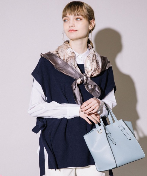 COOCO(クーコ)の「フェイクレザー 2WAY トートバッグ(トートバッグ・レディース・ブラック/レッド/キャメル/グリーン/ネイビー/グレー系その他/サックスブルー/オフホワイト/ダークグレー/ピンク・9)」の8枚目の写真
