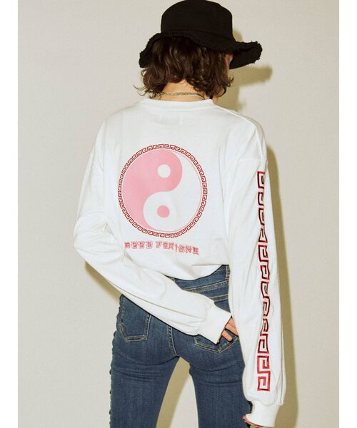 jouetie(ジュエティ)の「インヤンロンT(Tシャツ/カットソー・レディース・ブラック/オフホワイト/ライトブルー・MEDIUM)」の2枚目の写真