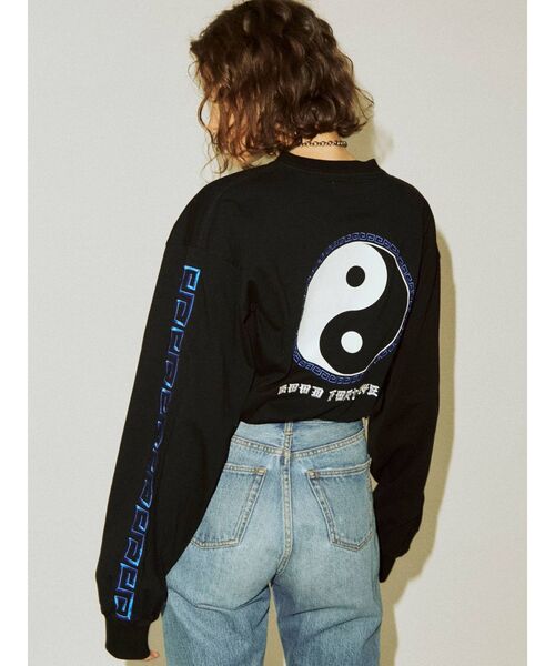 jouetie(ジュエティ)の「インヤンロンT(Tシャツ/カットソー・レディース・ブラック/オフホワイト/ライトブルー・MEDIUM)」の7枚目の写真