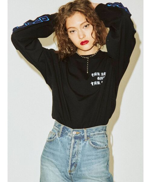 jouetie(ジュエティ)の「インヤンロンT(Tシャツ/カットソー・レディース・ブラック/オフホワイト/ライトブルー・MEDIUM)」の14枚目の写真