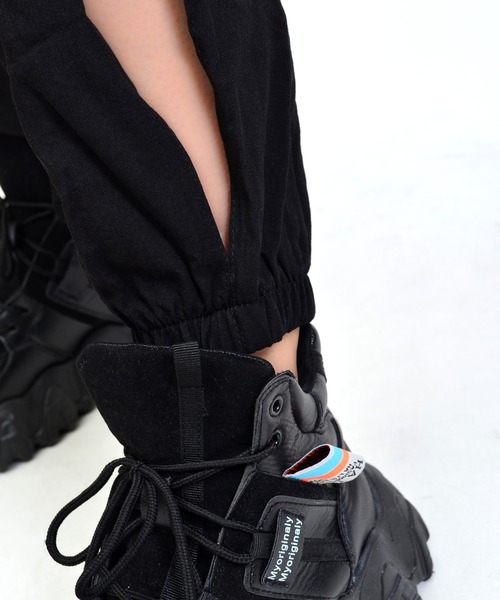 babyShoop（ベイビーシュープ）の「サイドメッシュロングパンツ（その他パンツ・レディース・ブラック・XX-LARGE/X-LARGE）」の2枚目の写真