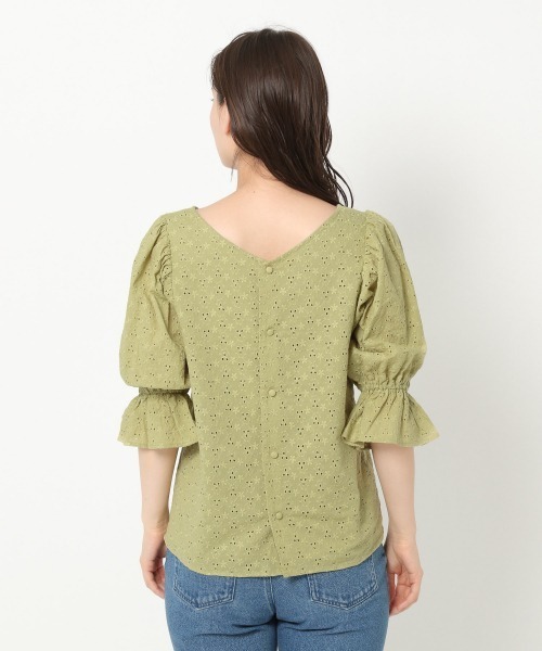 mysty woman（ミスティウーマン）の「ボリュームスリーブ刺繍ブラウス 944722（シャツ/ブラウス・レディース・オフホワイト/ライム/オレンジ系その他3・FREE）」の5枚目の写真