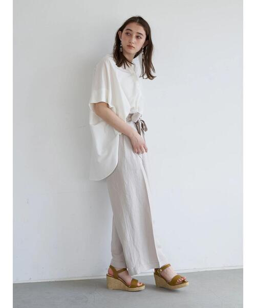 YECCA VECCA(イェッカヴェッカ)の「スキッパーオーバーシャツ(シャツ/ブラウス・レディース・オフホワイト/モカ/イエロー・FREE)」の14枚目の写真