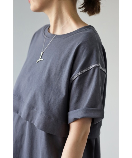 Bonjour Sagan(ボンジュールサガン)の「レイヤード風ステッチTシャツ(Tシャツ/カットソー・レディース・チャコールグレー/オフホワイト・FREE)」の7枚目の写真