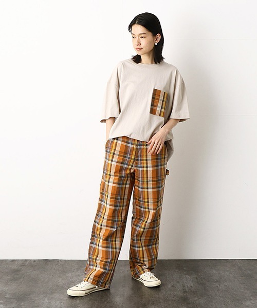 Purple&Yellow（パープルアンドイエロー）の「チェック柄胸ポケット　ワイド半袖Tシャツ（Tシャツ/カットソー・メンズ・グレイッシュベージュ/ホワイト/ネイビー・SMALL/MEDIUM/LARGE）」の9枚目の写真