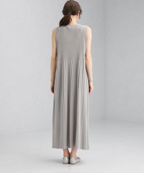 green label relaxing（グリーンレーベルリラクシング）の「FFC リブ ノースリーブ フレア ワンピース（ワンピース・レディース・オリーブ/ライトグレー/ブラック・FREE）」の15枚目の写真