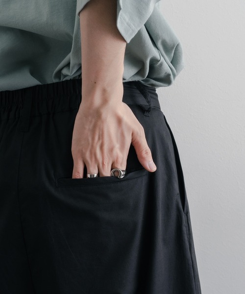 epnok（エプノック）の「イージーワイドバギーパンツ（その他パンツ・メンズ・ブラック/ブラウン・SMALL/MEDIUM/LARGE）」の17枚目の写真