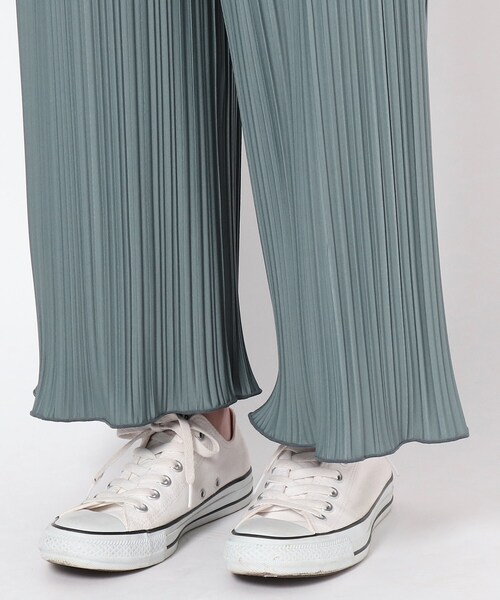 THE SHOP TK (ザ ショップ ティーケー )の「◆【WEB限定カラーあり】プリーツカットパンツ(その他パンツ・レディース・カーキ/ブラック/アイボリー/ブルー/グレー・12/11)」の18枚目の写真