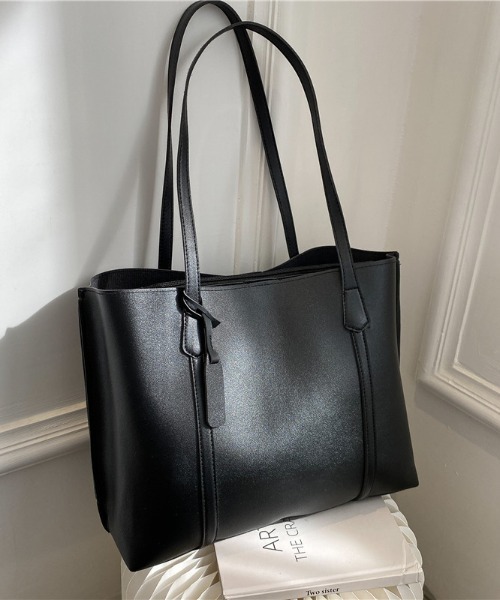 SETUP7（セットアップセブン）の「A4ファイルも入る！【SETUP7】シンプルドレスPUレザートート（トートバッグ・レディース・ホワイト/ブラック/ブラウン/カーキ/グレー/シルバー・FREE）」の15枚目の写真