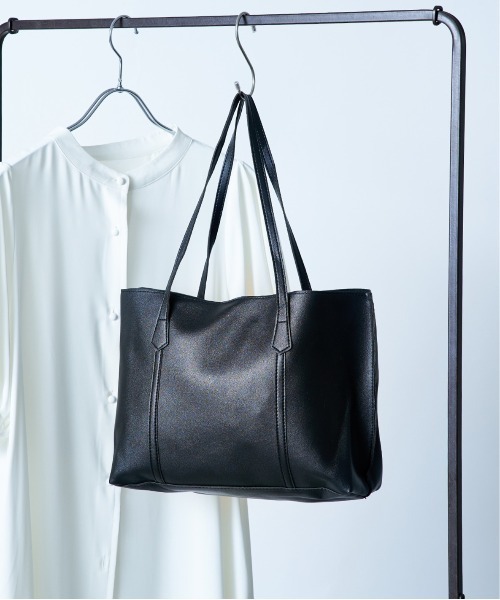 SETUP7（セットアップセブン）の「A4ファイルも入る！【SETUP7】シンプルドレスPUレザートート（トートバッグ・レディース・ホワイト/ブラック/ブラウン/カーキ/グレー/シルバー・FREE）」の9枚目の写真