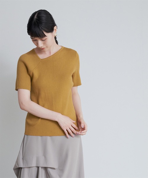 miette(ミエット)の「アシンメトリーネックラインニット(ニット/セーター・レディース・アイボリー/マスタード/テラコッタ・FREE)」の16枚目の写真