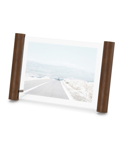 Umbra（アンブラ）の「umbra/スクロール フォトフレーム 14×18（フォトフレーム・レディース・ブラック/ブラウン/ライトブラウン・ONE SIZE）」の20枚目の写真