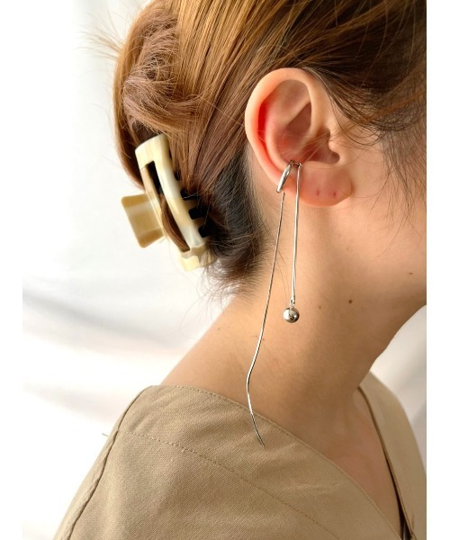 mou（モウ）の「2セットロングボールイヤーカフ(片耳用)（イヤーカフ・レディース・シルバー/ゴールド・FREE）」の7枚目の写真