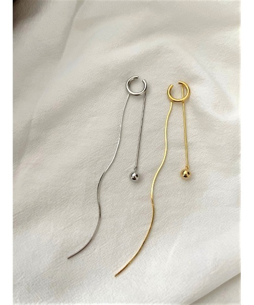 mou（モウ）の「2セットロングボールイヤーカフ(片耳用)（イヤーカフ・レディース・シルバー/ゴールド・FREE）」の9枚目の写真