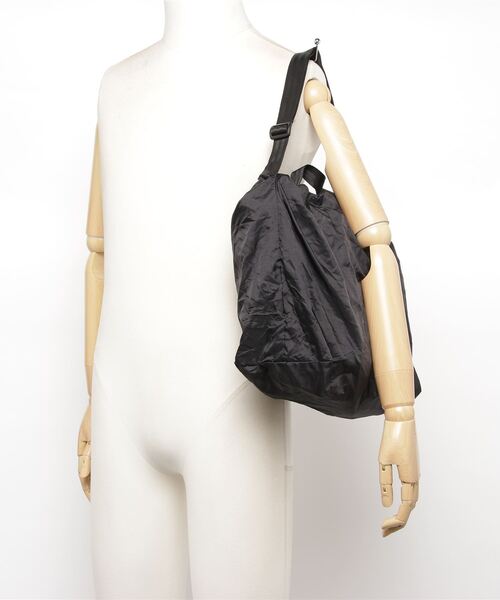 CHROME（クローム）の「CHROM/クローム SAFETY POCKET SHOULDER BAG ショルダーバッグ JP182BK（ショルダーバッグ・メンズ・ブラック・13ﾘｯﾀｰ）」の2枚目の写真