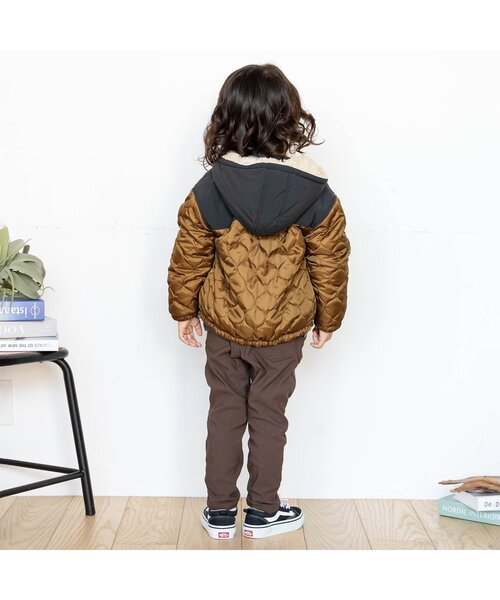 BREEZE（ブリーズ）の「WEB限定 リバーシブルインサレーションジャケット（ダウンジャケット/コート・キッズ・グレー/ネイビー/キャメル/カーキ・100/140/80/90/110/120/130）」の14枚目の写真