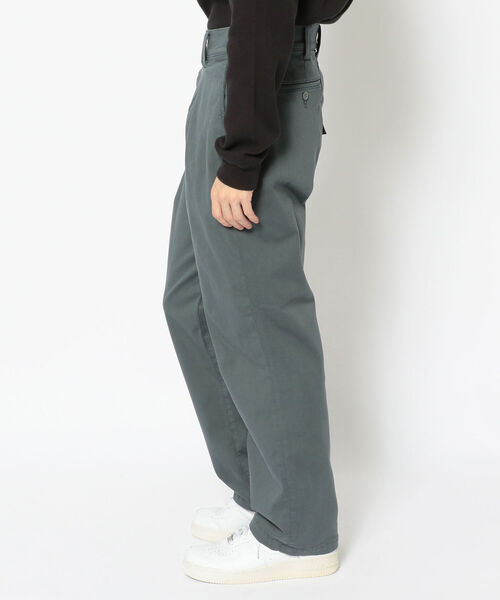 surt(サート)の「SURT (サート)WIDE CHINO ワイドチノ(チノパンツ・メンズ・ブラック/グレー・MEDIUM/LARGE/X-LARGE/SMALL)」の4枚目の写真