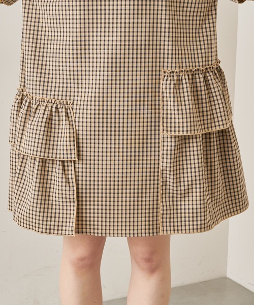 Chico（チコ）の「【新色追加】アシメフリルボリューム袖チュニック（シャツ/ブラウス・レディース・ベージュ/ブラック系その他2/ブラック/アイボリー・FREE）」の6枚目の写真