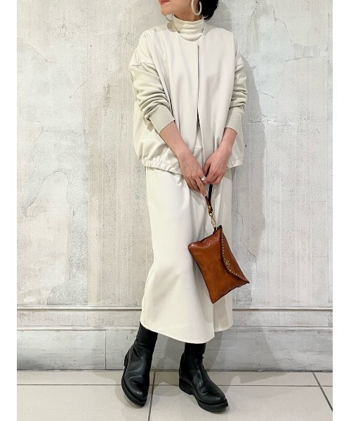 BEARDSLEY（ビアズリー）の「非常に細い糸を使用しウールのチクチク感を抑えたウールテレコハイネック（ニット/セーター・レディース・ホワイト/ブラック/オレンジ・FREE）」の13枚目の写真