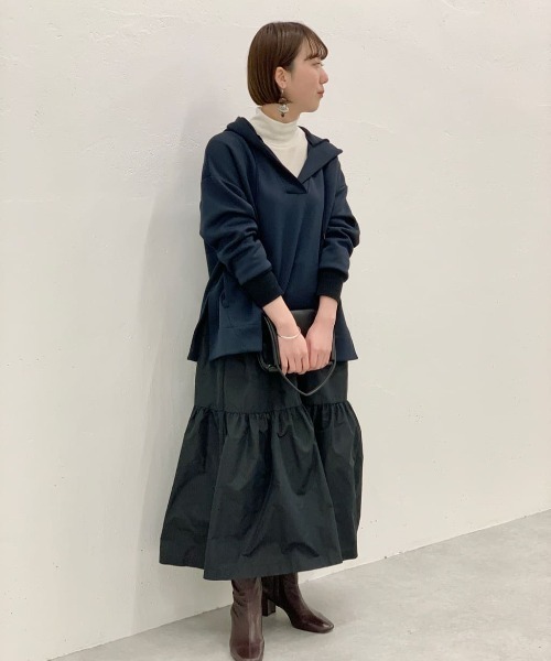 BEARDSLEY（ビアズリー）の「非常に細い糸を使用しウールのチクチク感を抑えたウールテレコハイネック（ニット/セーター・レディース・ホワイト/ブラック/オレンジ・FREE）」の12枚目の写真