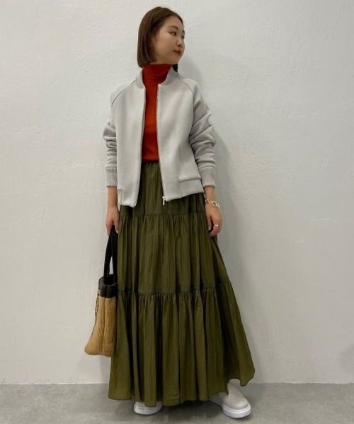 BEARDSLEY（ビアズリー）の「非常に細い糸を使用しウールのチクチク感を抑えたウールテレコハイネック（ニット/セーター・レディース・ホワイト/ブラック/オレンジ・FREE）」の16枚目の写真