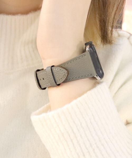 Urban Coral(アーバンコーラル)の「Apple Watch Band / アップルウォッチ バンド スリムイタリアンレザー / Urban Coral(デジタル腕時計・レディース・ブルー系その他/ローズ系/グレー系その他/グレー系その他2/アイボリー/ピンク系その他/ベビーピンク/サンドベージュ/ブラウン系その他/ラベンダー/オレンジ/ブラック系その他・44mm/40mm)」の4枚目の写真