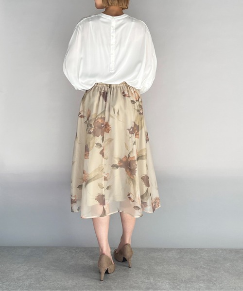 PICCIN（ピッチン）の「オーガンジーフラワーフレアスカート（スカート・レディース・ベージュ/ネイビー/サックスブルー・M/L）」の13枚目の写真
