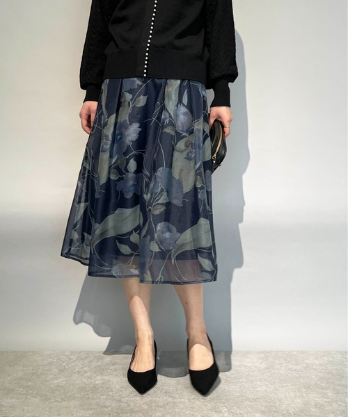 PICCIN（ピッチン）の「オーガンジーフラワーフレアスカート（スカート・レディース・ベージュ/ネイビー/サックスブルー・M/L）」の16枚目の写真