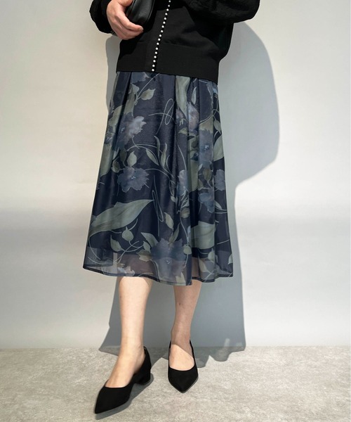 PICCIN（ピッチン）の「オーガンジーフラワーフレアスカート（スカート・レディース・ベージュ/ネイビー/サックスブルー・M/L）」の19枚目の写真