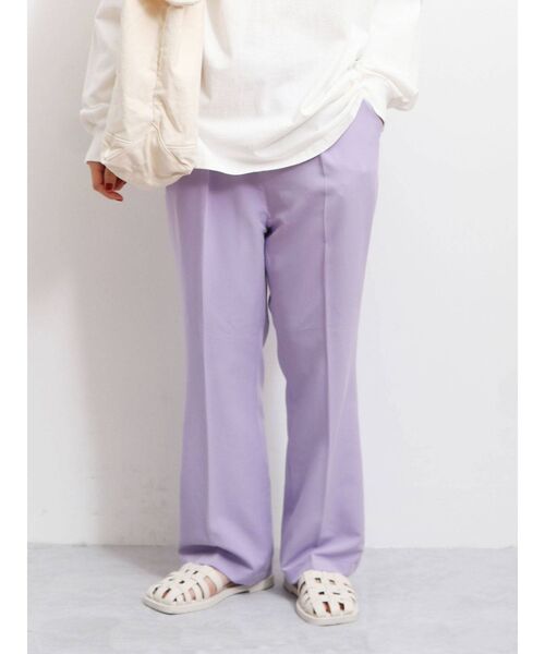 Ungrid（アングリッド）の「【WEB限定】カラータックフレアパンツ（その他パンツ・レディース・ブラック/パープル/レッド/ピンク/イエロー/オレンジ・FREE）」の3枚目の写真