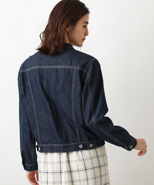 grove(グローブ)の「◆【S-3L】ノーカラーデニムジャケット(デニムジャケット・レディース・ライトブルー/ネイビー/アイボリー・01/02/03/04/05)」の6枚目の写真