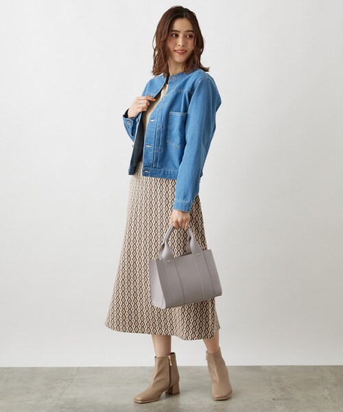 grove(グローブ)の「◆【S-3L】ノーカラーデニムジャケット(デニムジャケット・レディース・ライトブルー/ネイビー/アイボリー・01/02/03/04/05)」の18枚目の写真