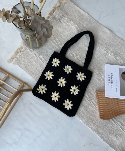 AS KNOW AS plus（アズノゥアズプラス）の「お花クロシェバッグ