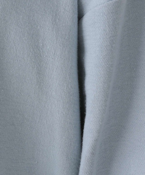 LEPSIM（レプシィム）の「袖ボリュームプルオーバー　258781（スウェット・レディース・オフホワイト/ライトブルー/ネイビー・FREE）」の5枚目の写真