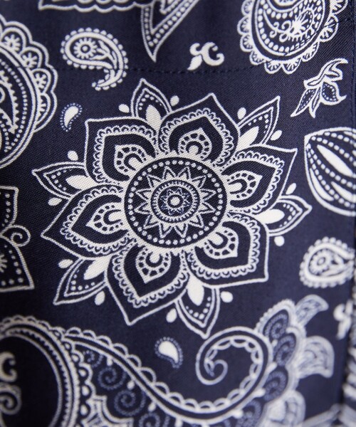 FREAK'S STORE(フリークスストア)の「WEB限定 ビッグシルエット 総柄 オープンカラーシャツ/レオパード柄/バンダナ柄/アロハ柄(シャツ/ブラウス・メンズ・ブラック/ブラウン/サックスブルー/ネイビー系1/ネイビー系2/レオパード・SMALL/MEDIUM/LARGE)」の12枚目の写真