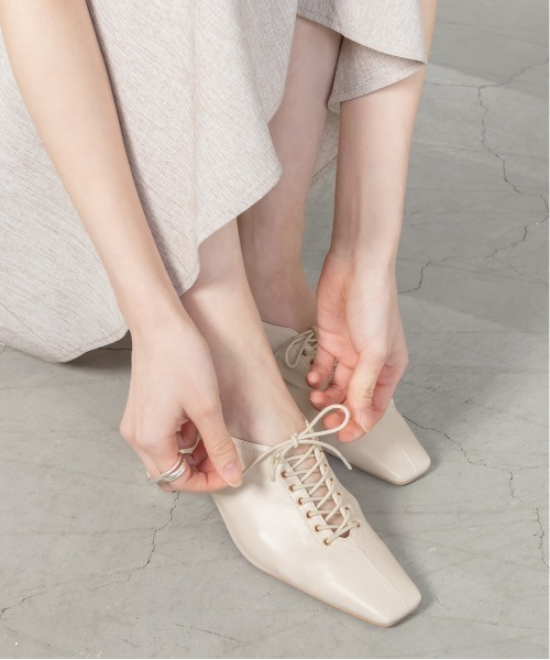 RANDA（ランダ）の「ソフト レースアップヒールシューズ（ドレスシューズ・レディース・アイボリー/グレイッシュベージュ/ベージュ・S/M/L/LL）」の5枚目の写真