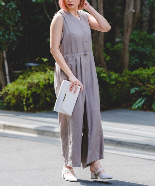 Wordtrobe（ワードトローブ）の「【wordtrobe】レーヨンフレックス ノースリーブ オールインワン サロペット（サロペット/オーバーオール・レディース・ライトグレー/グリーン/ブラック/ブラウン・FREE）」の22枚目の写真