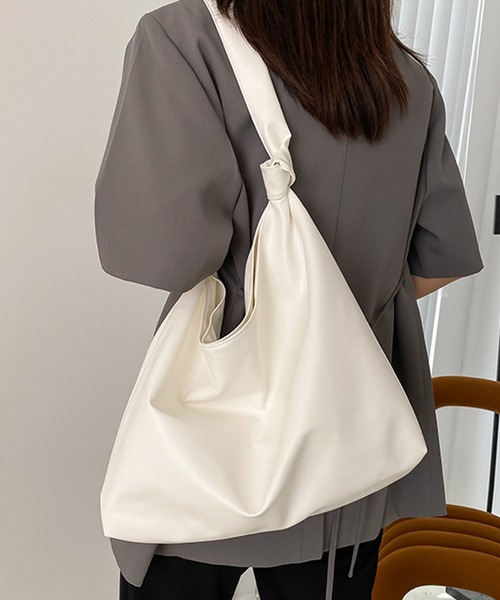 STYLEBLOCK（スタイルブロック）の「PUレザーシンプルショルダーバッグ（ショルダーバッグ・レディース・カーキ/ホワイト/ブラウン/ブラック・FREE）」の13枚目の写真