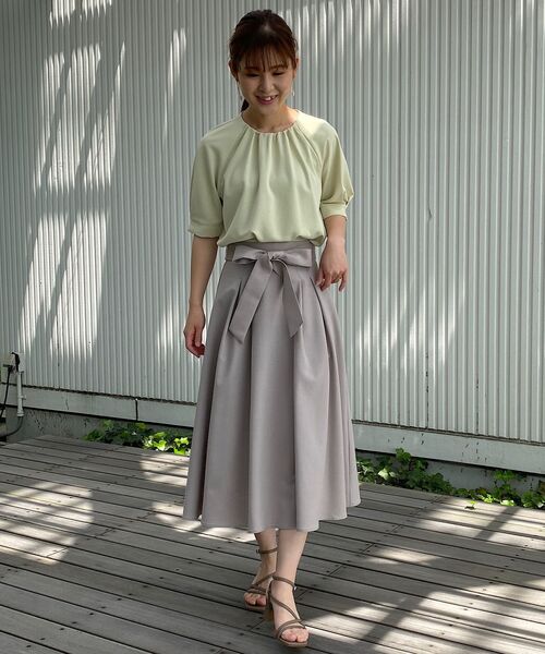 SOUP（スープ）の「◆さらっときれい見え/サテンタックスリーブブラウス（シャツ/ブラウス・レディース・ライトパープル/ライトグリーン/ナチュラル/サックスブルー/レモンイエロー・13/09/15 /11）」の10枚目の写真