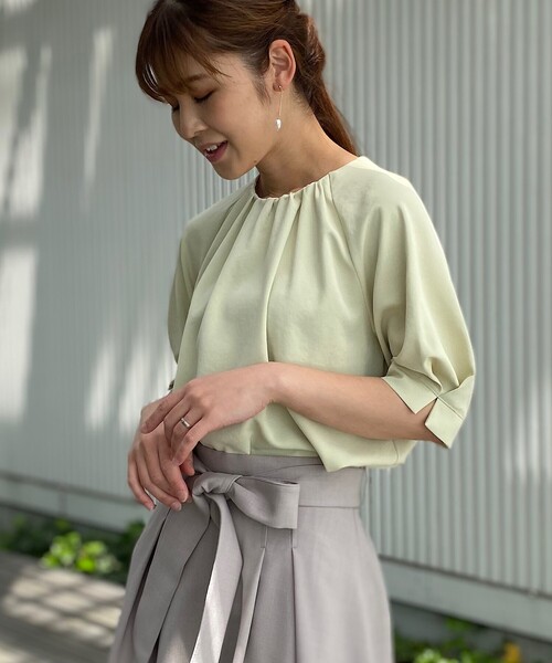 SOUP（スープ）の「◆さらっときれい見え/サテンタックスリーブブラウス（シャツ/ブラウス・レディース・ライトパープル/ライトグリーン/ナチュラル/サックスブルー/レモンイエロー・13/09/15 /11）」の20枚目の写真