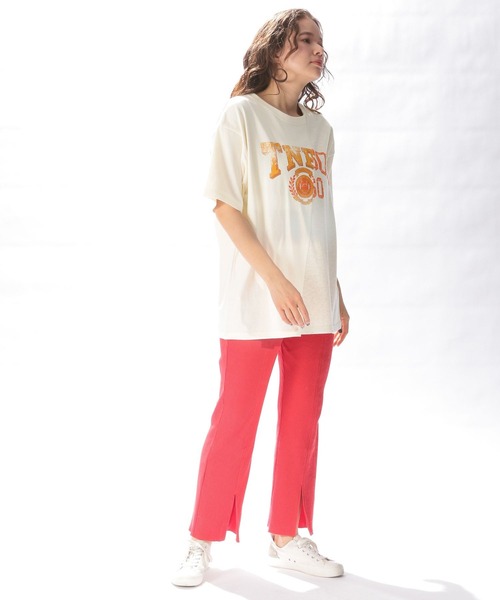 niko and（ニコアンド）の「リメイクライクチュニックTシャツ
