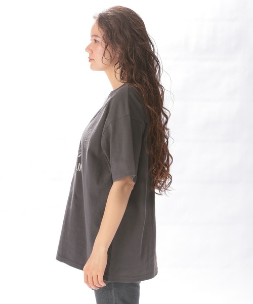niko and（ニコアンド）の「リメイクライクチュニックTシャツ